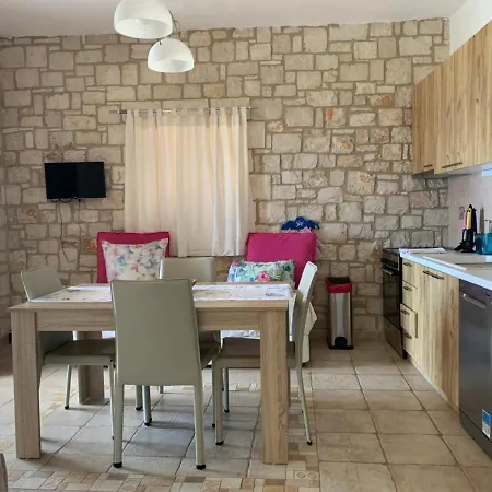 Deep Blue Szálloda Vasilikí