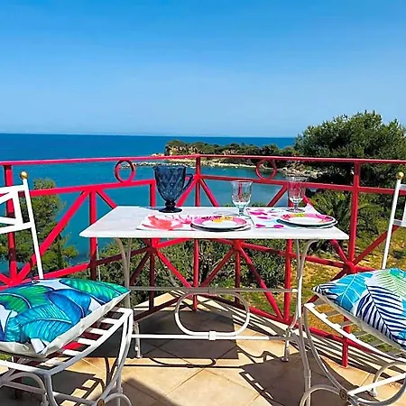 Hotel Deep Blue