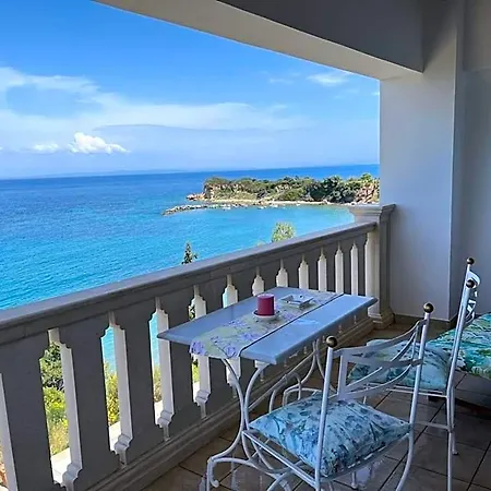 Hotel Deep Blue