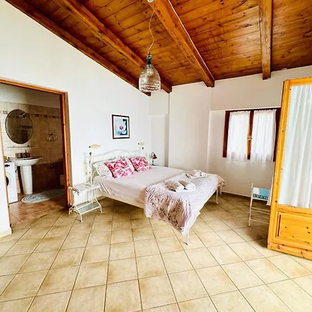 Hotel Deep Blue Vasilikí