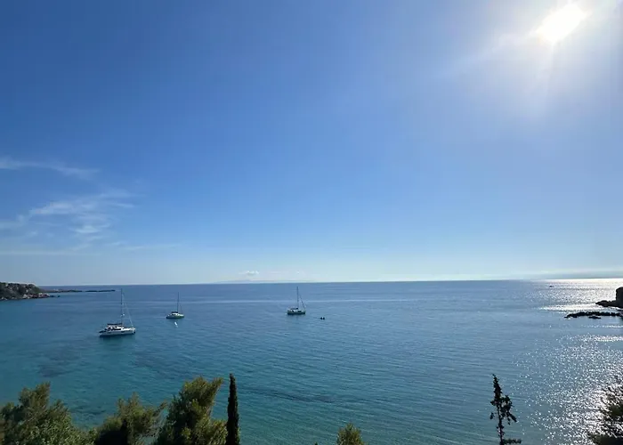 Hotel Deep Blue